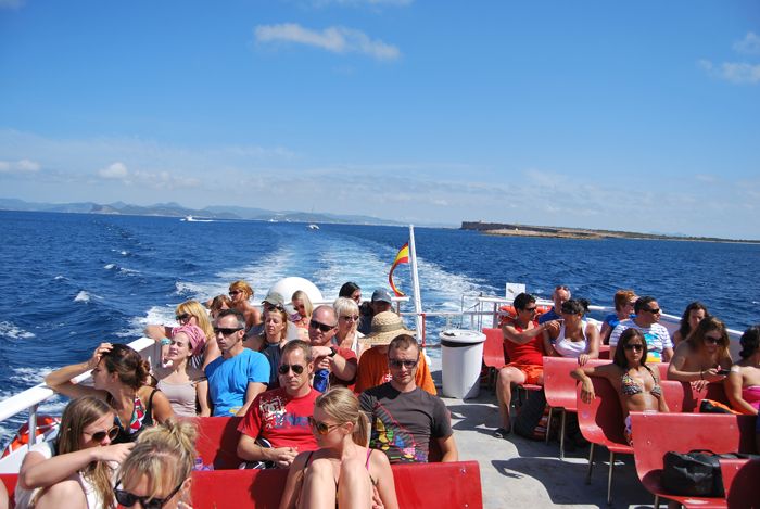 Tourism in Ibiza: Aquabus experience to live the best experience