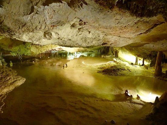 Die Höhlen von Can Marçà entdecken die unterirdische Welt von Ibiza