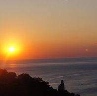 Escursione al tramonto a Benirras con Aquabus