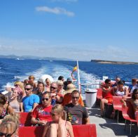 Tourism in Ibiza: Aquabus experience to live the best experience